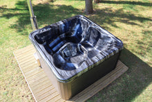 Ladda upp bild till gallerivisning, Jacuzzi Premium (Akryl) 200x200 cm Integrerad vedeldad kamin
